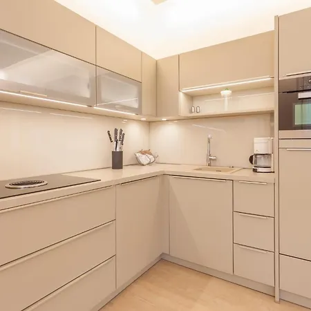 Apartment Villa Odin Yachtclub