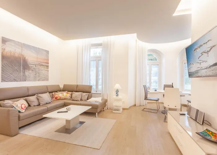 Villa Odin Yachtclub Sellin (Rugen)